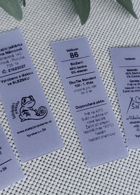 Saténové štítky – bílý satén